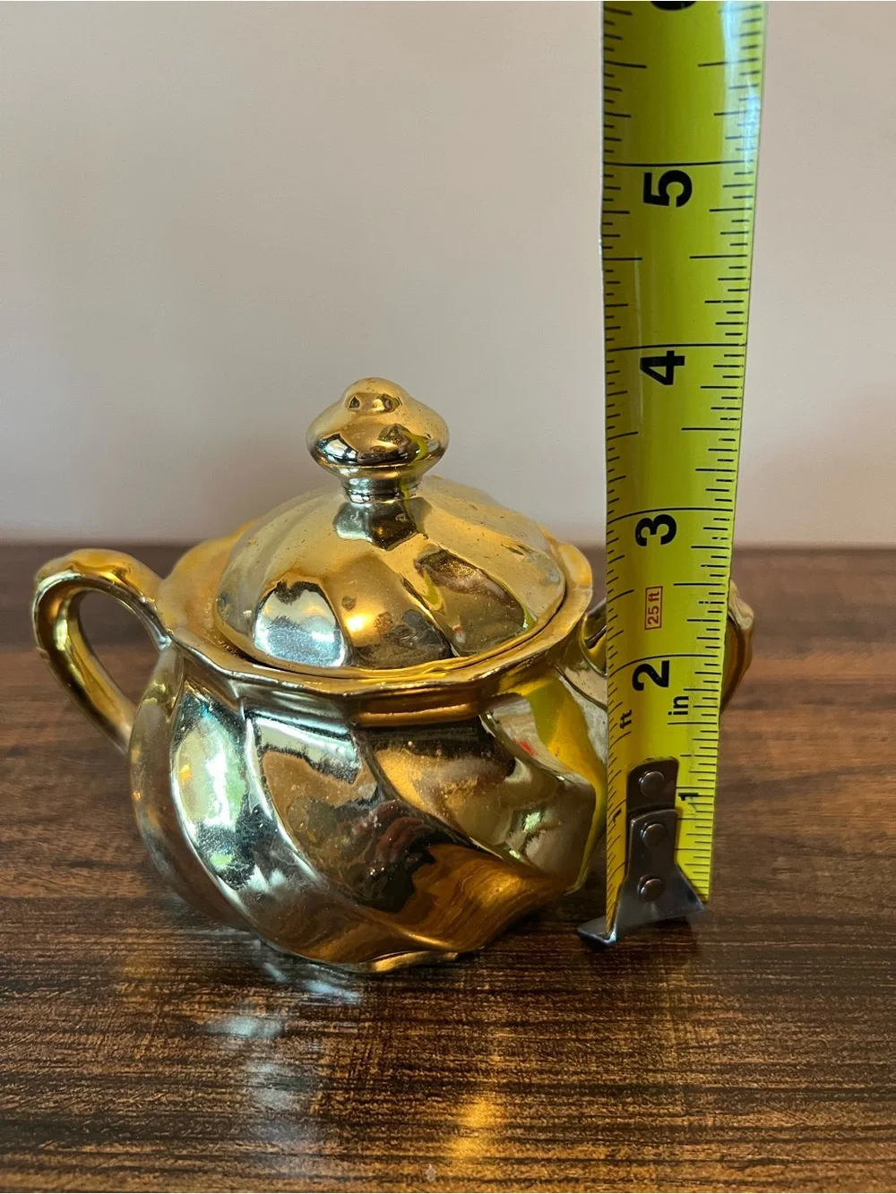 Vintage Unique Porcelain Gold Sugar And Creamer Set Japan Swirl Design